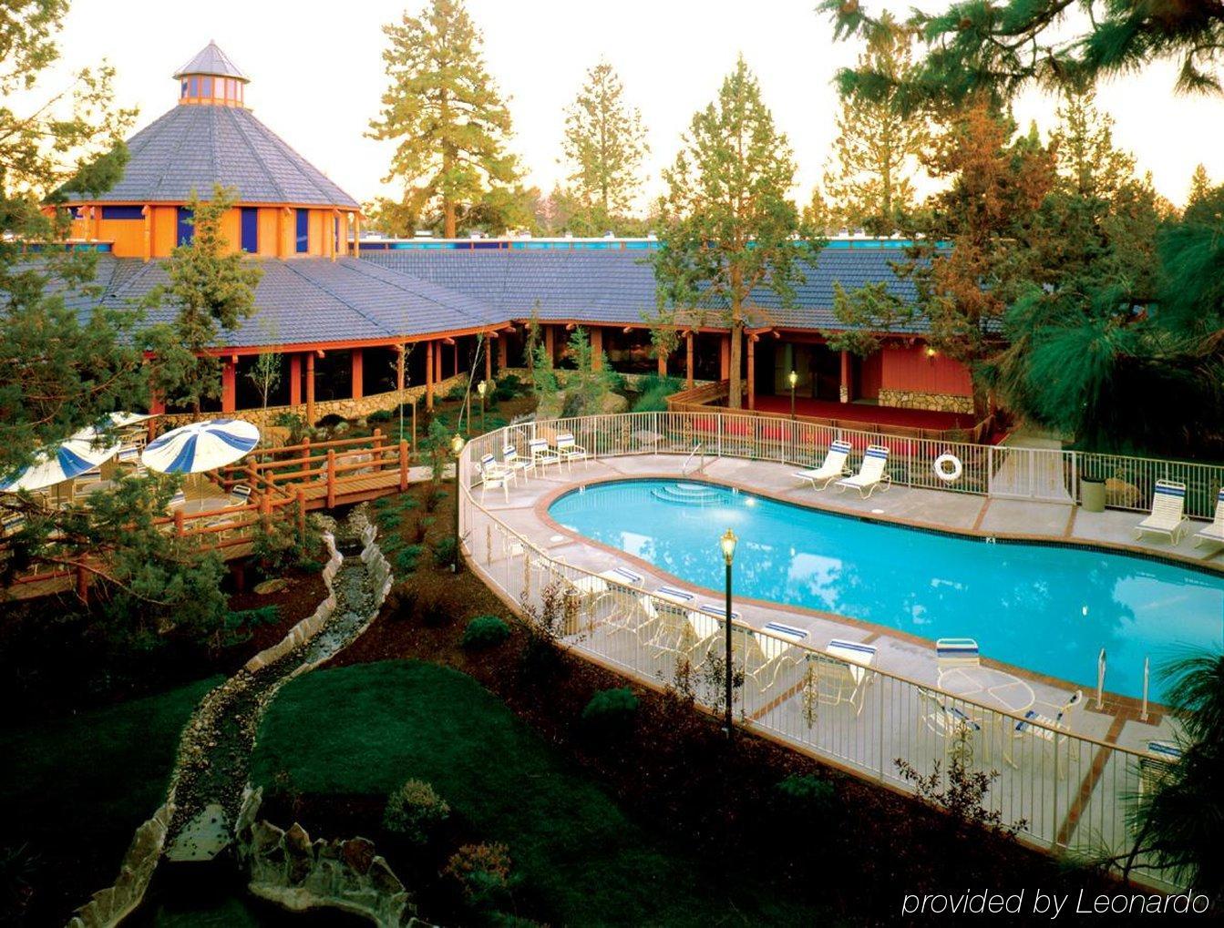 Shilo Inn Suites Hotel - Bend Zewnętrze zdjęcie